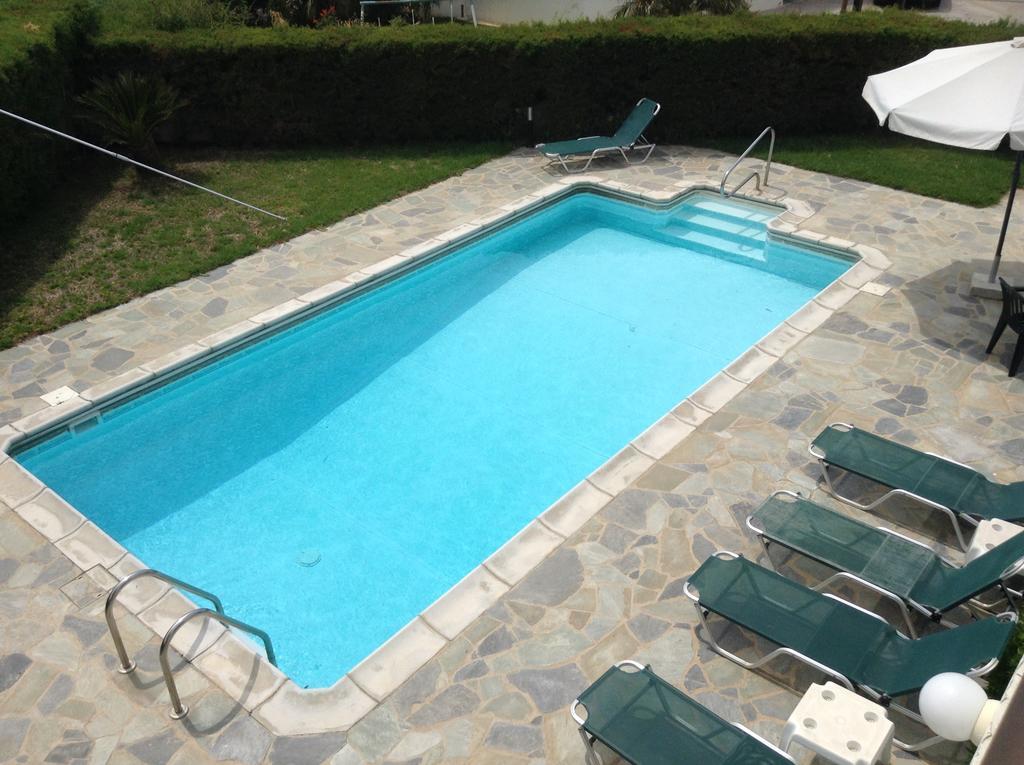 Aura Holiday Villas Paphos Room photo