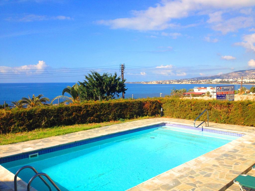Aura Holiday Villas Paphos Exterior photo